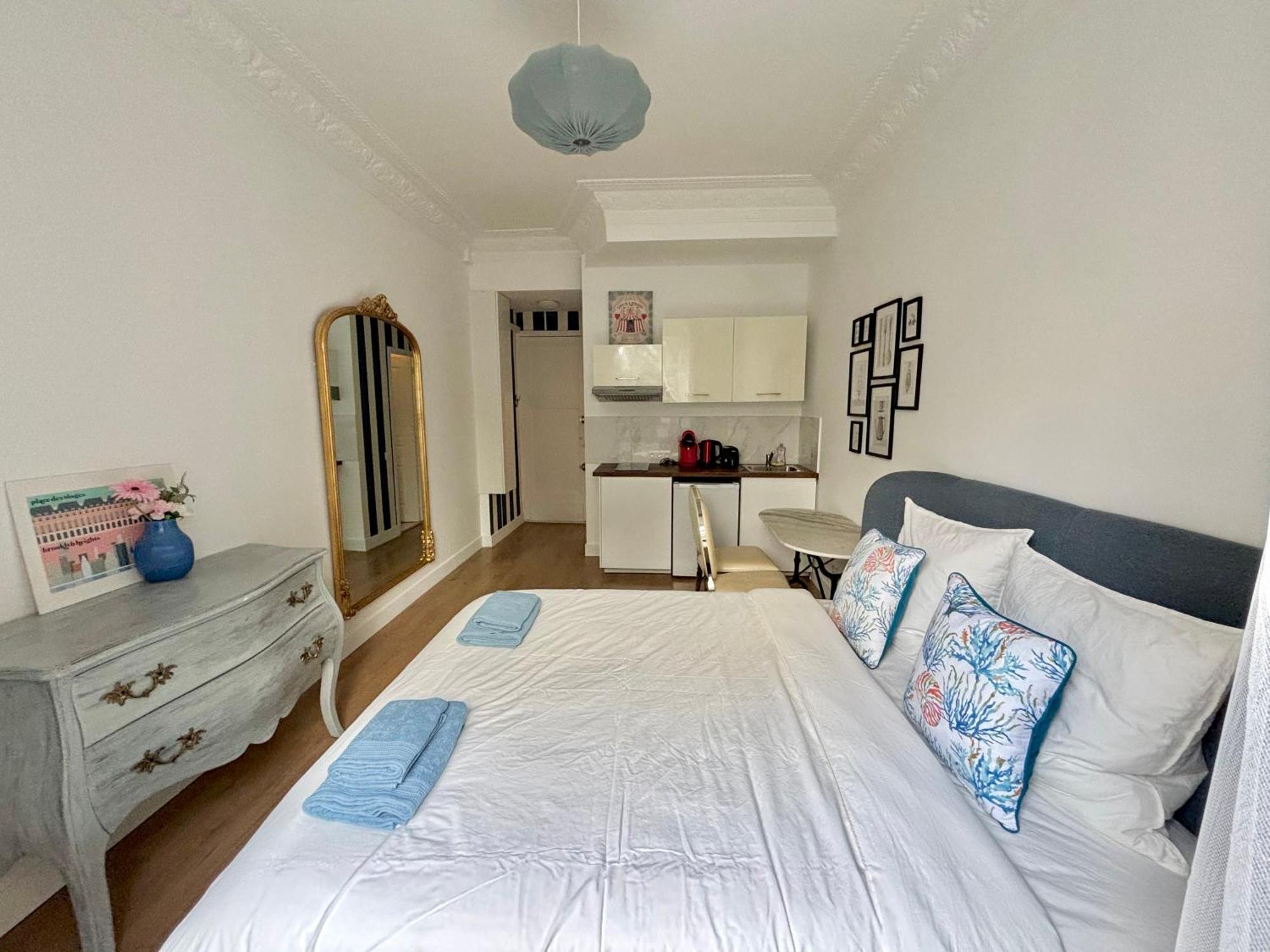 Studio 2 Steps From The Sea Near The Negresco Hotel นีซ ภายนอก รูปภาพ